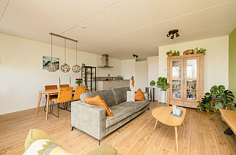 B.G.J. Berntzenstraat 41 
